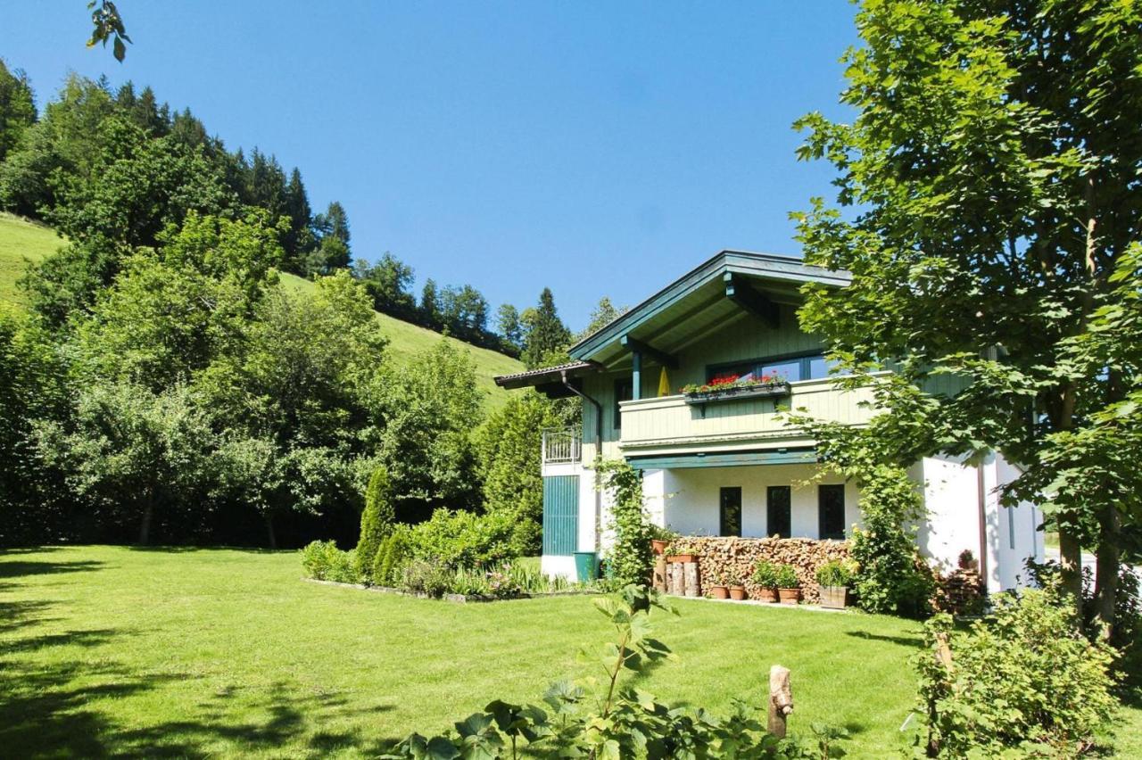 Holiday Home, إتيير المظهر الخارجي الصورة